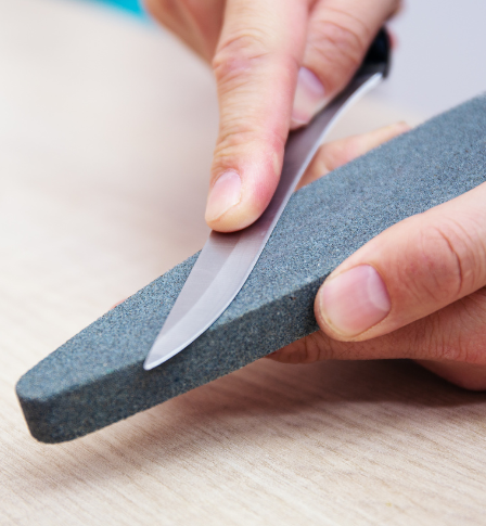 Points of Caution for Sharpening Different Types of Knives